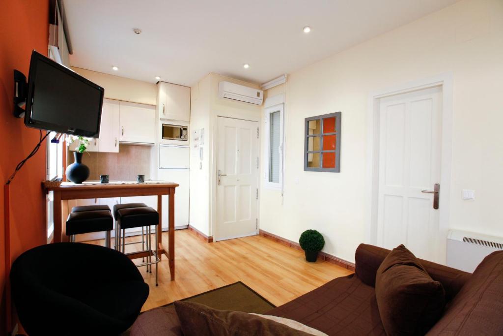 Apartamento Tirso De Molina Μαδρίτη Εξωτερικό φωτογραφία