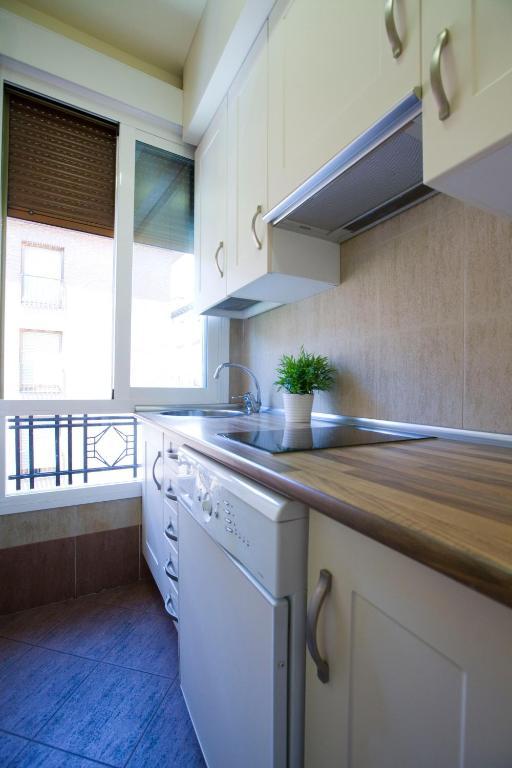 Apartamento Tirso De Molina Μαδρίτη Δωμάτιο φωτογραφία